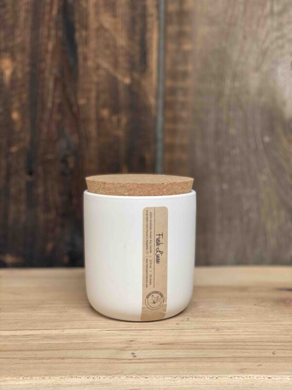 White Nordic Tumbler Candle